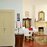 فندق مبيت وإفطار Dany Sweethouse 3*